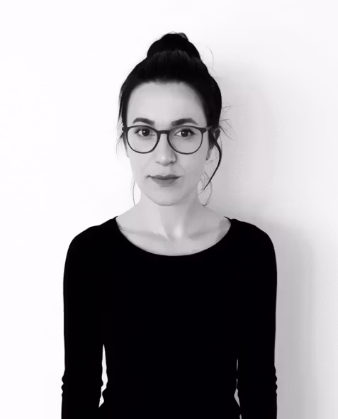 LIA__wide-shot-far_a